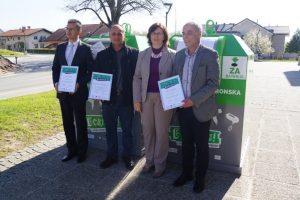 Nova možnost oddaje starih malih aparatov in odpadnih baterij14